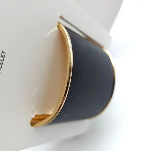 ZARA NEW WOMAN SS24 GOLDEN RIGID LEATHER CUFF BRACELET REF:4736/003 - Picture 3 of 5